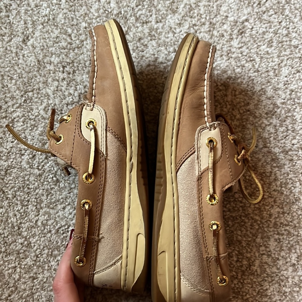 Sperry - Picture 4 of 5